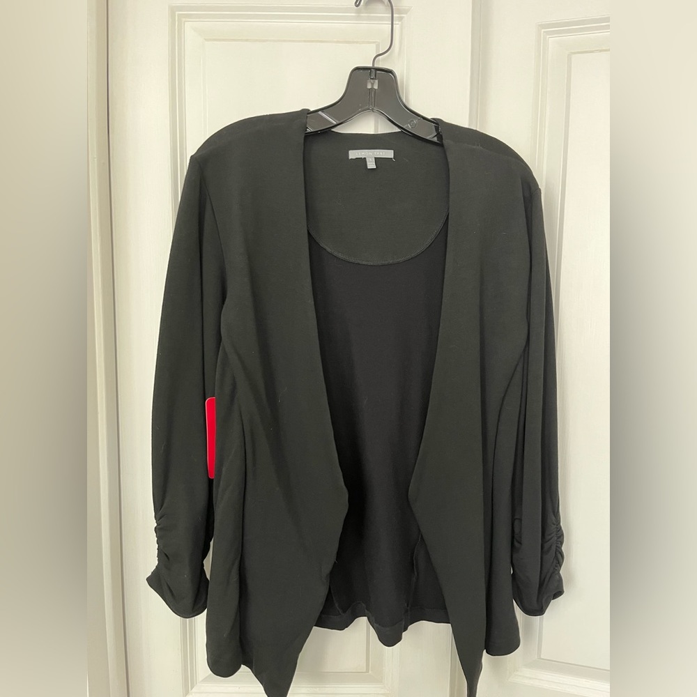NWT Evereve Tart Black Jacket with ruching on sleeves